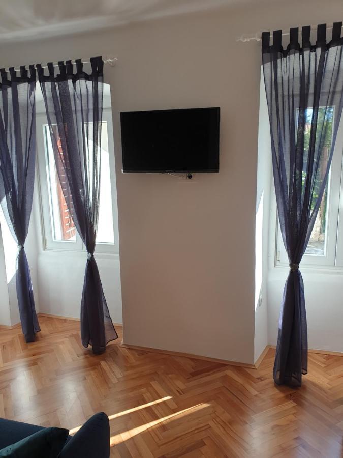 Apartman P-E Пула Экстерьер фото